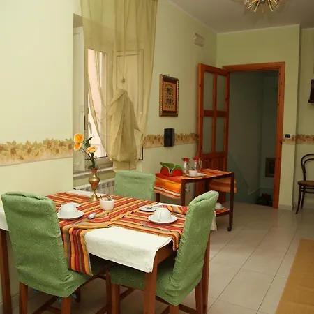 Nocleg ze śniadaniem Dimoraoasiantica Casa Vacanza
