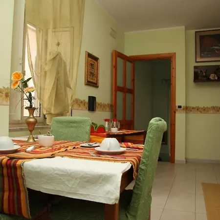 Dimoraoasiantica Casa Vacanza Nocleg ze śniadaniem *